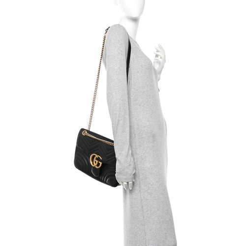 Calfskin Matelasse Medium GG Marmont Shoulder Bag Black