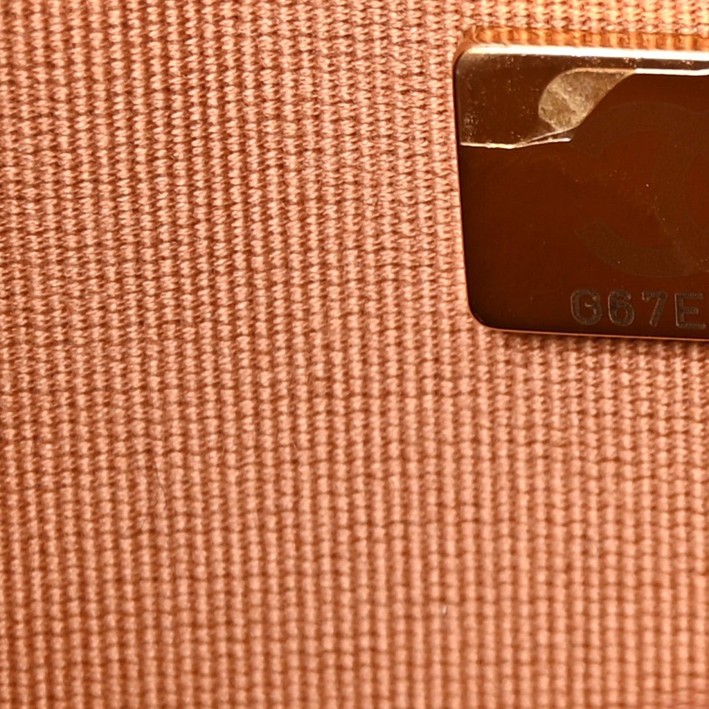 Caviar Quilted CC Turnlock Wallet On Chain WOC Brown