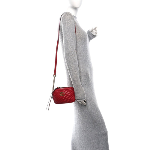 Calfskin Matelasse Mini GG Marmont Chain Shoulder Bag Hibiscus Red