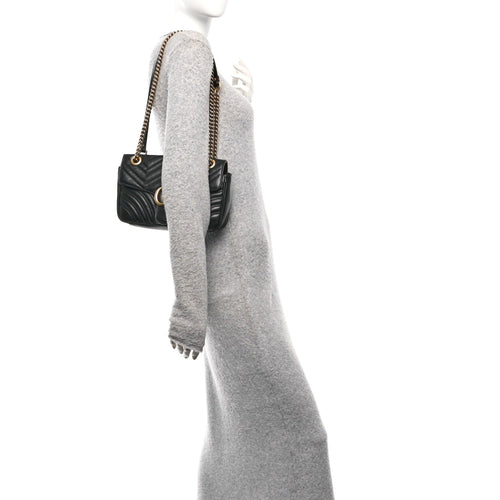 Calfskin Matelasse Small GG Marmont Shoulder Bag Black