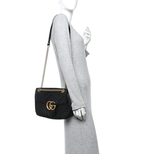 Calfskin Matelasse Medium GG Marmont Shoulder Bag Black