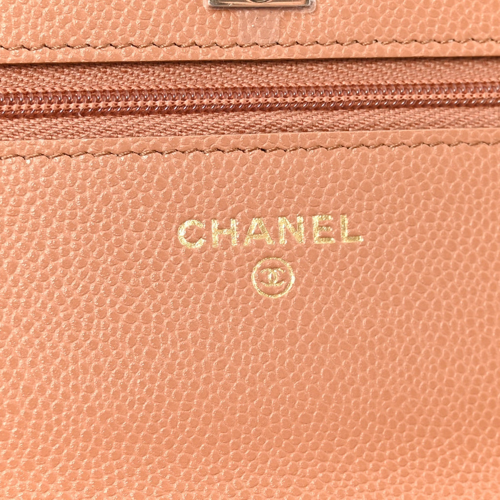 Caviar Quilted CC Turnlock Wallet On Chain WOC Brown